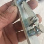 سازنده و نصاب درب های محوری ، پاشنه گرد با لولا و یراق پیوت ، درب پیوت یک انتخاب مدرن و شیک برای هر خانه‌ای است