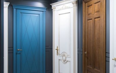 درب تمام چوب راش گرجستان با چهارچوب و دو کوب (فن و هنر)