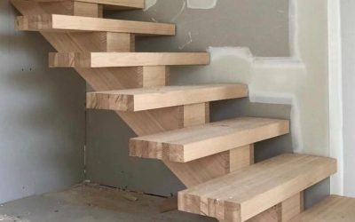 ساخت پله محور وسط با ورق CNC و کاور چوب طبیعی؛ ترکیب استحکام و زیبایی