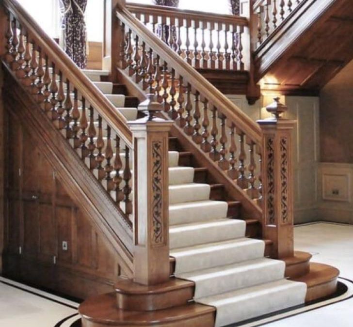 طراحی و اجرای نرده چوبی پله دوبلکس