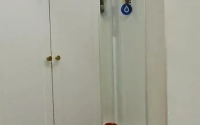 جالباسی نئوکلاسیک ورودی با کلاف و قاب چوبی | قیمت روز و نصب حرفه‌ای